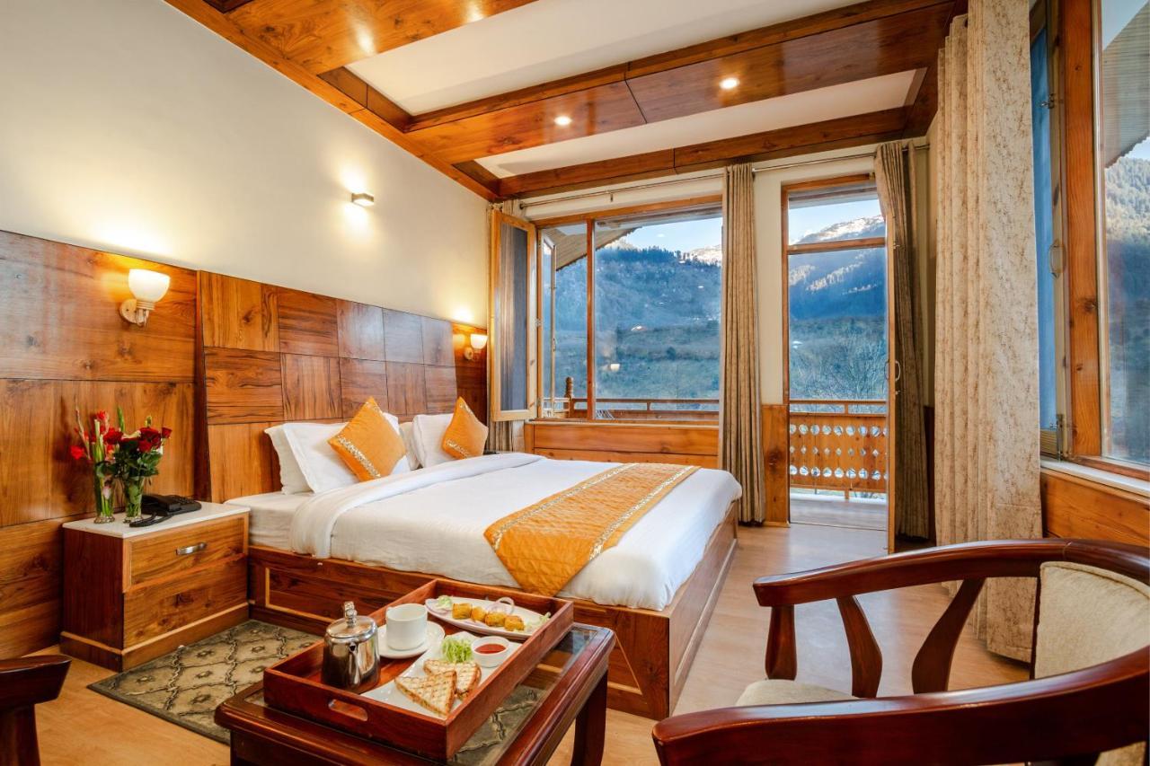 Hôtel Vaibhav Regency à Manāli Extérieur photo