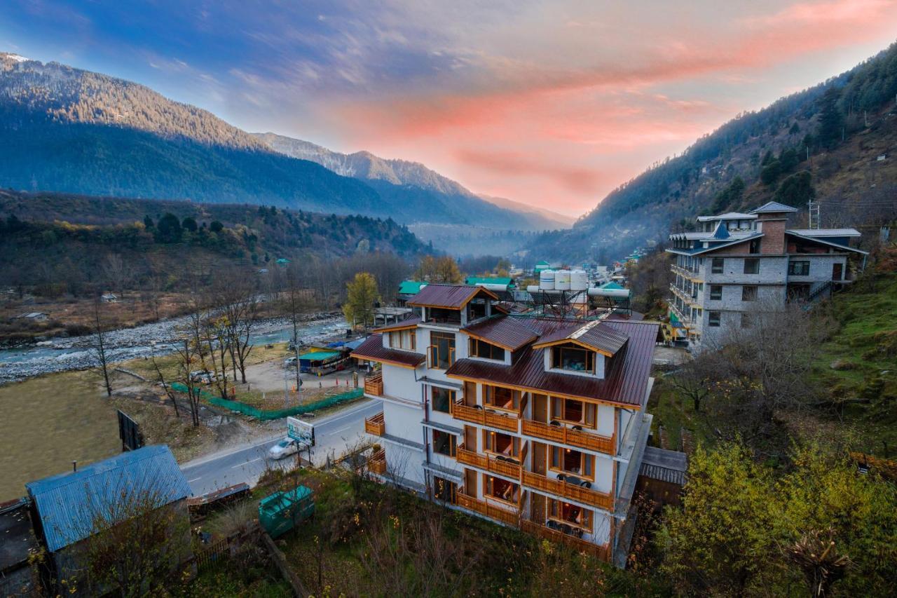 Hôtel Vaibhav Regency à Manāli Extérieur photo