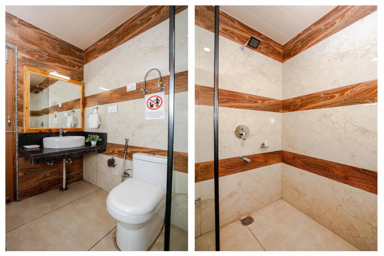 Hôtel Vaibhav Regency à Manāli Extérieur photo